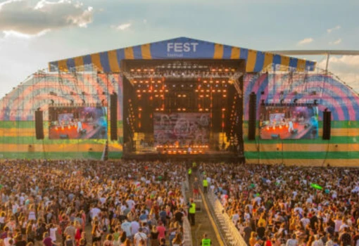Jak zwrócić bilet na FEST Festival?